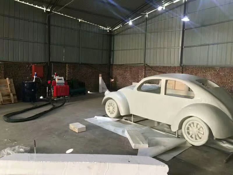 泡沫影视道具表面硬化喷涂聚脲案例