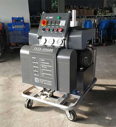 喷聚脲的施工队推荐H5600喷涂机